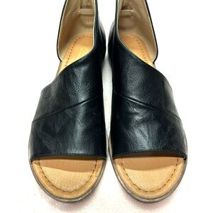 Catherine Malandrino Open Toe Flats